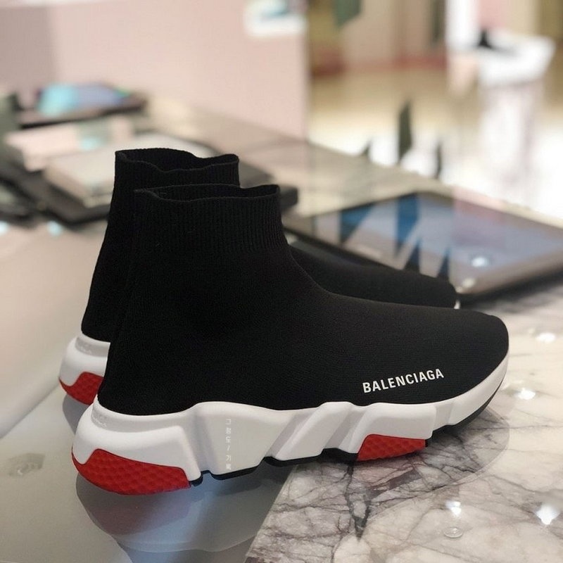 발렌시아가 스피드러너 브레드