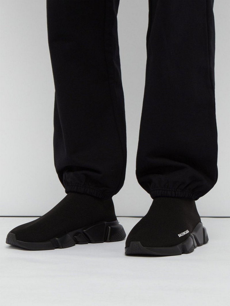 발렌시아가 스피드러너 올블랙