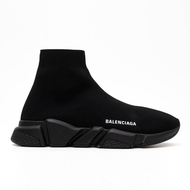 발렌시아가 스피드러너 올블랙