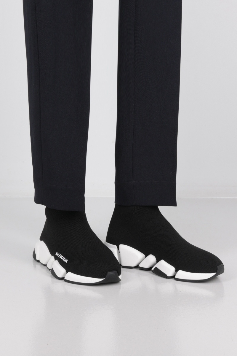 발렌시아가 스피드러너 2.0 블랙 니트 화이트 솔