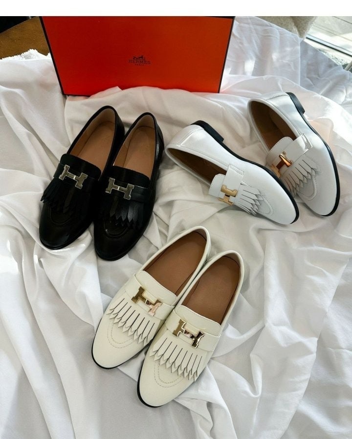 에르메스 여성 H로고 로얄 테슬 로퍼