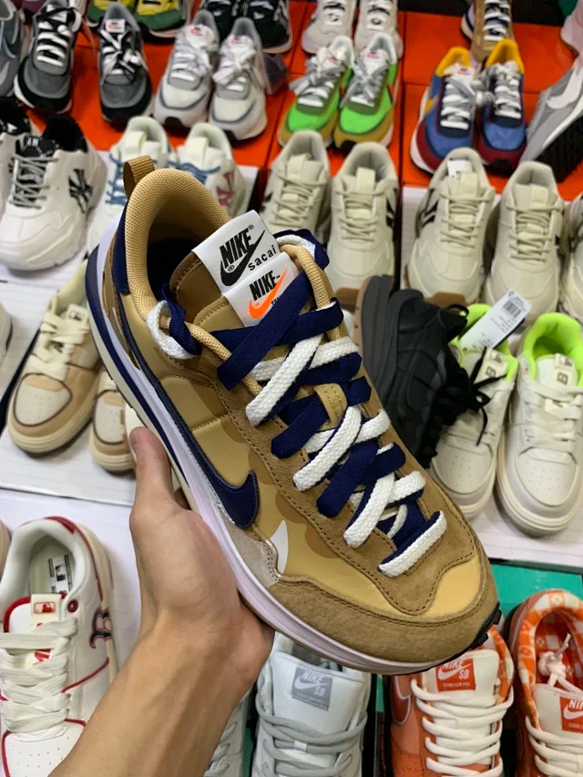 나이키 x 사카이 베이퍼와플 베스트 3종 특가