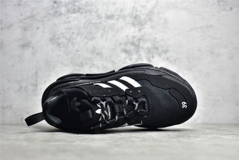 발렌시아가 x 아디다스 트리플 S 스니커즈 블랙