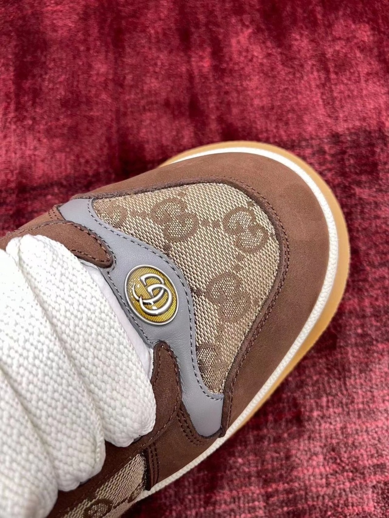 구찌 스크리너 GG 스니커즈 베이지 에보니 GG 캔버스