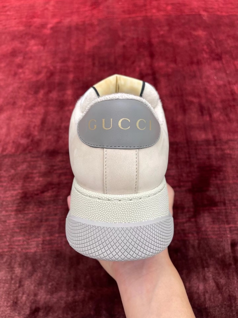 구찌 스크리너 GG 스니커즈 화이트 GG 캔버스