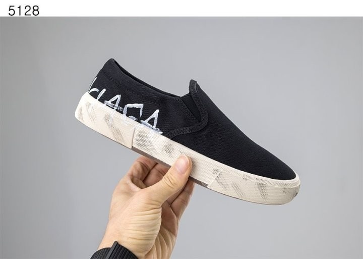 발렌시아가 파리 슬립온 그래피티 스니커즈 - 블랙