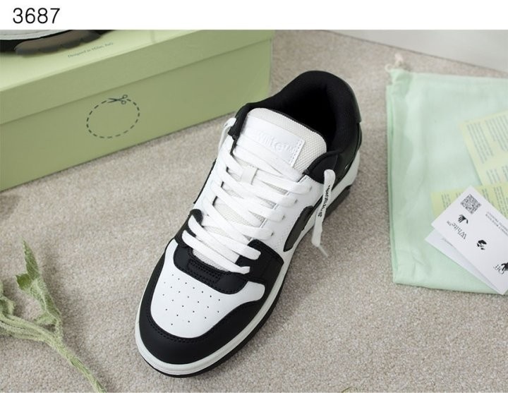 오프화이트 아웃 오브 오피스 OOO 스니커즈 화이트 블랙