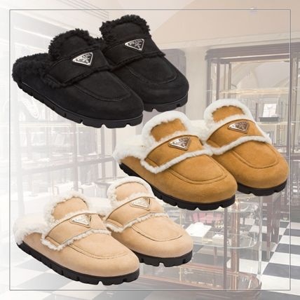 프라다 양모 시어링 슬리퍼