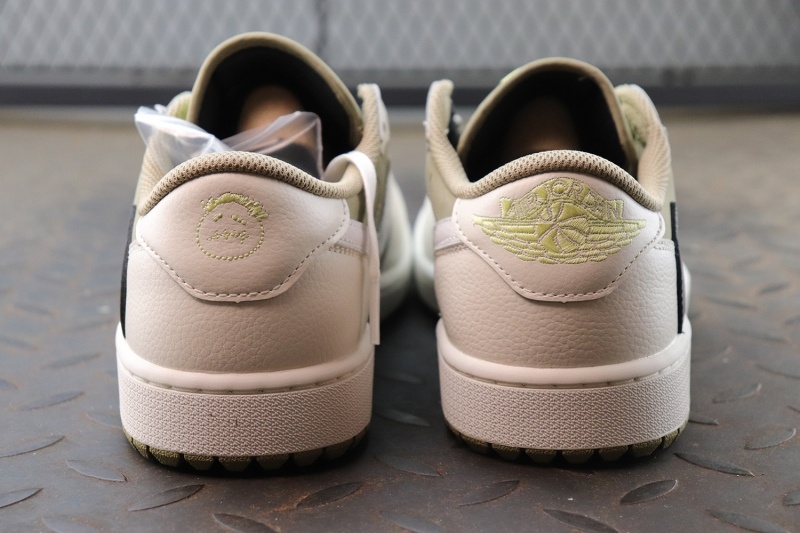 [나이키] 조던 1 x 트래비스 스캇 레트로 로우 골프 NRG 뉴트럴 올리브 -해외배송-