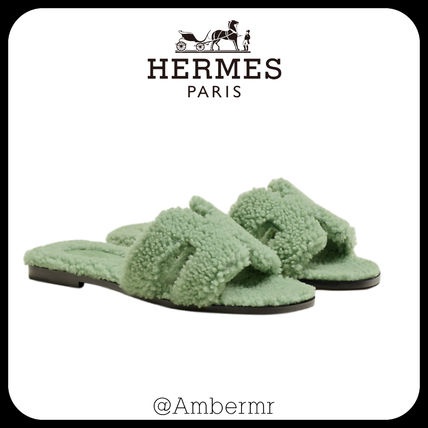 에르메스 오란 양털 시어링 샌들 슬리퍼