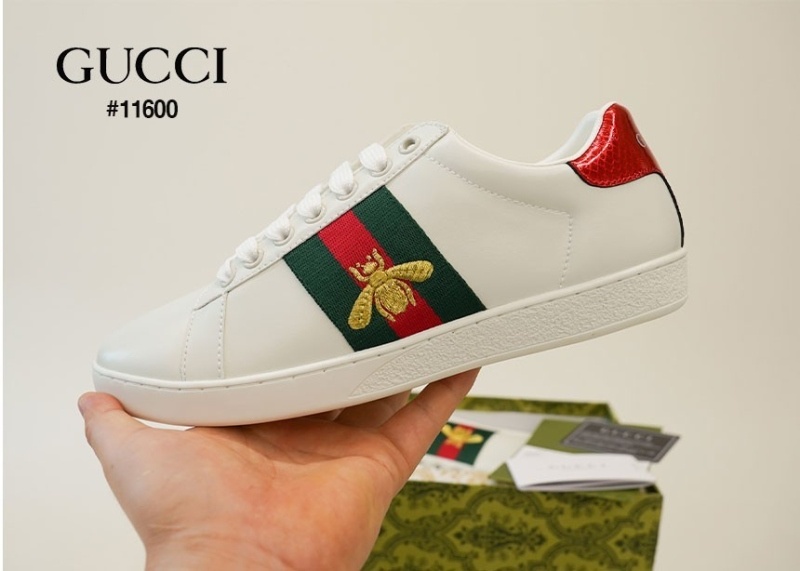 구찌 에이스 벌 자수 레더 스니커즈