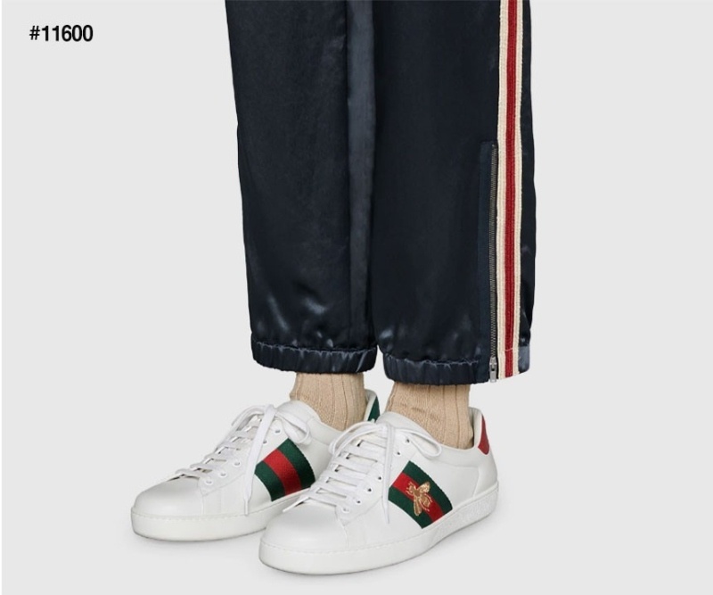 구찌 에이스 벌 자수 레더 스니커즈