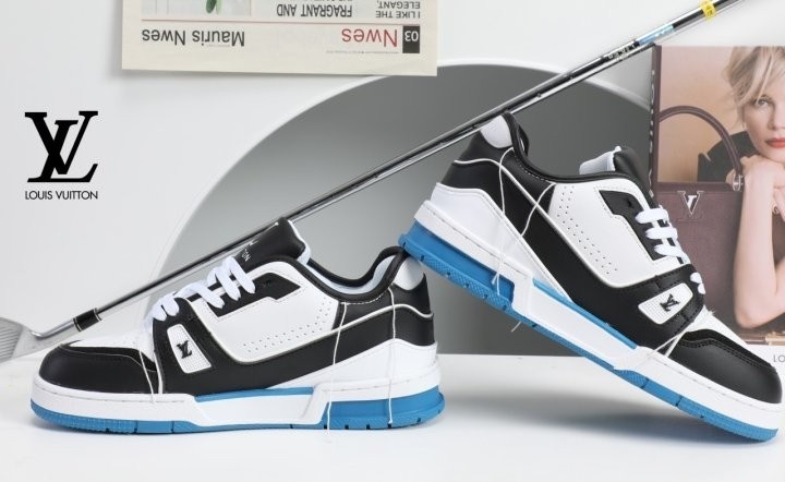 루이비통 LV 트레이너 스니커즈 화이트 블랙 블루