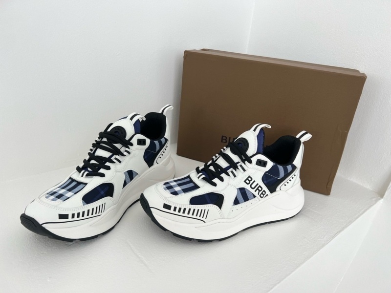 버버리 션 로우탑 스니커즈