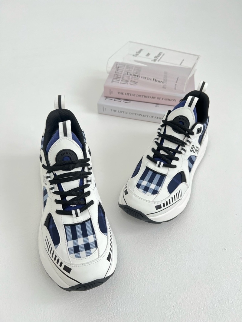 버버리 션 로우탑 스니커즈