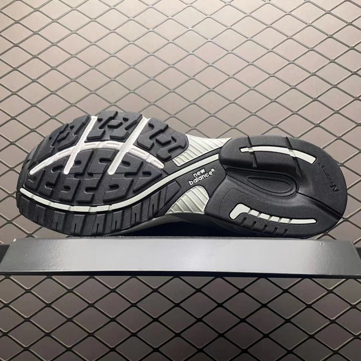 뉴발란스 993 스니커즈 네이비