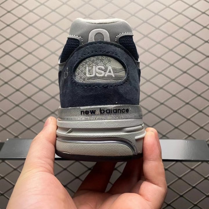 뉴발란스 993 스니커즈 네이비