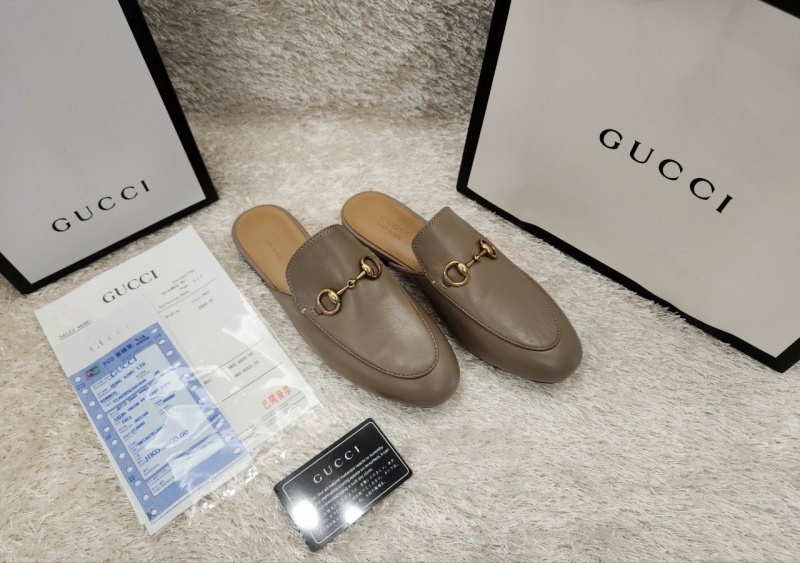 구찌 프린스타운 레더 홀스빗 뮬 -베이지