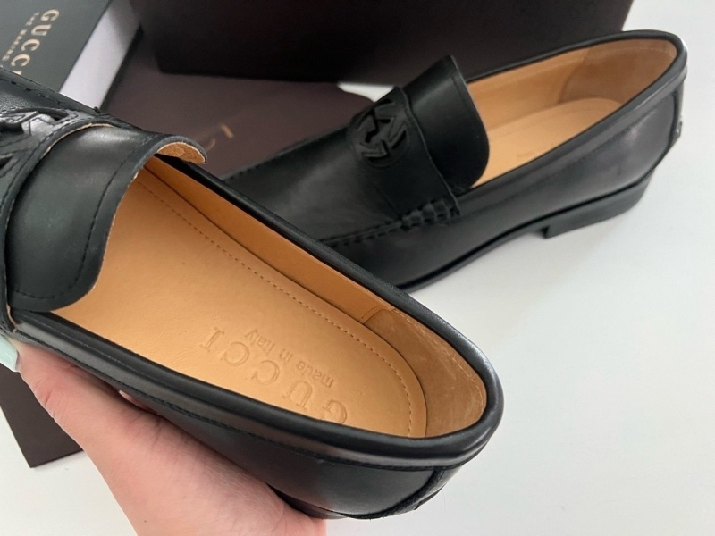 구찌 인터로킹 G래더 로퍼 -블랙