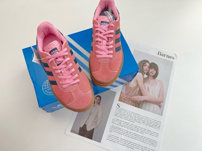 아디다스 가젤 볼드 스니커즈 핑크 글로우