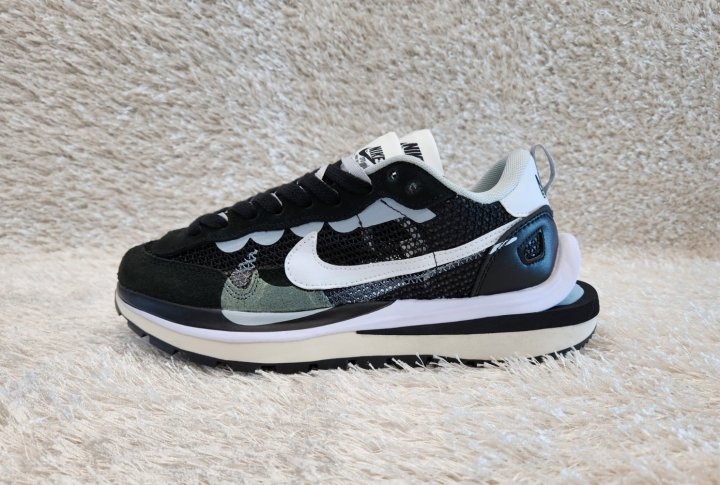 나이키 x 사카이 베이퍼와플 블랙