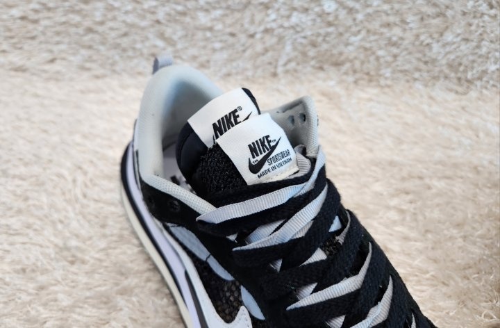 나이키 x 사카이 베이퍼와플 블랙