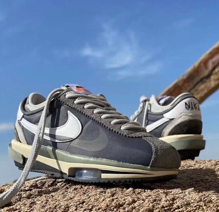 나이키 X 사카이 줌 코르테즈 아이언 그레이