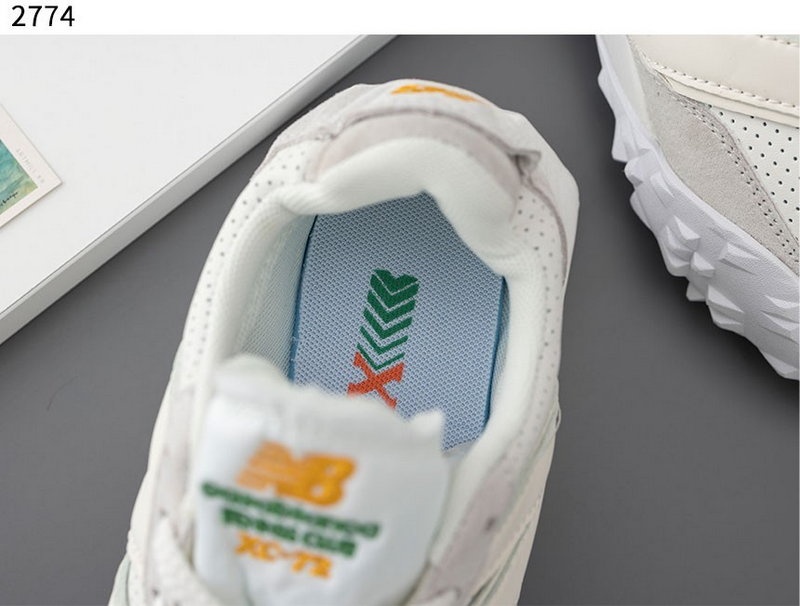 뉴발란스 카사블랑카 XC-72 - 화이트