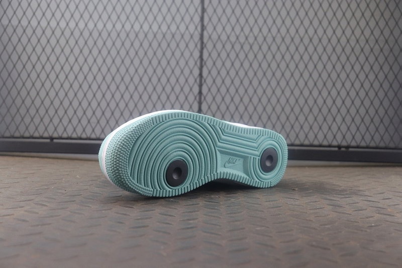 나이키 x 티파니 앤 코 에어포스 1 로우 SP 1837 Reverse -해외배송-