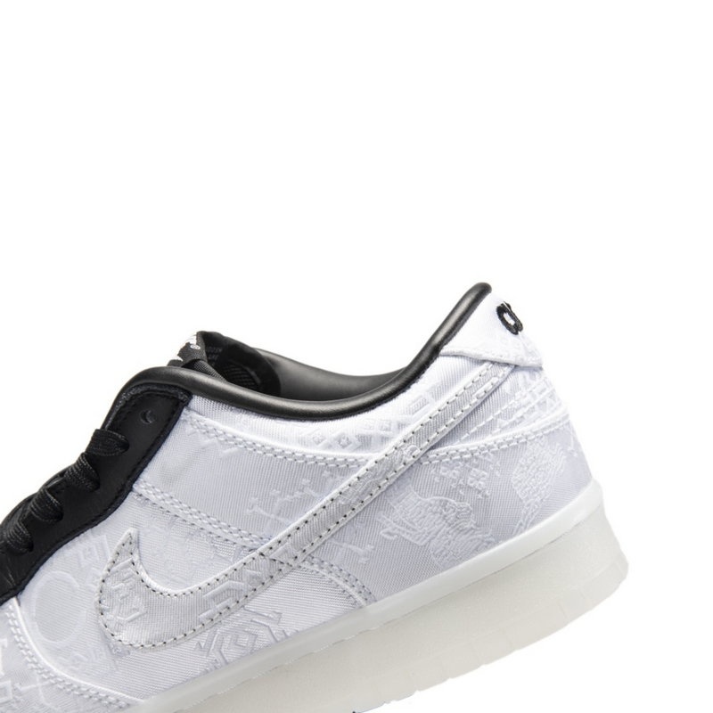 클랏 x 프라그먼트 x 나이키 덩크 로우 -해외배송-