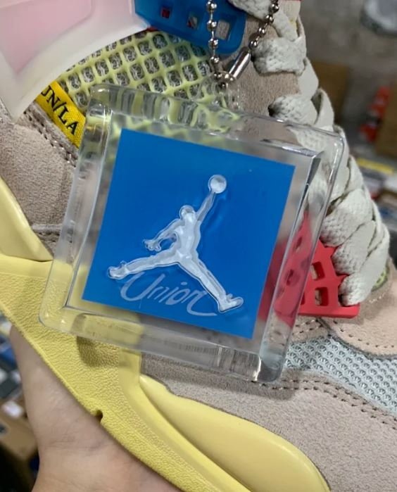 [JORDAN] 조던 4 x 유니온 레트로 구아바 아이스