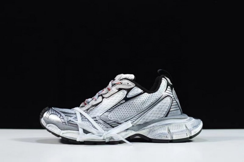 발렌시아가 3XL 스니커즈 그레이 화이트 레드 -해외배송-