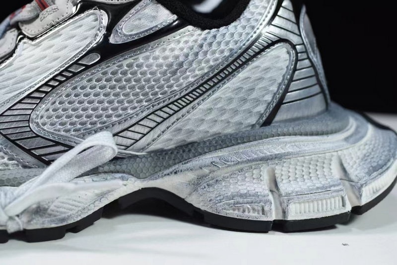 발렌시아가 3XL 스니커즈 그레이 화이트 레드 -해외배송-