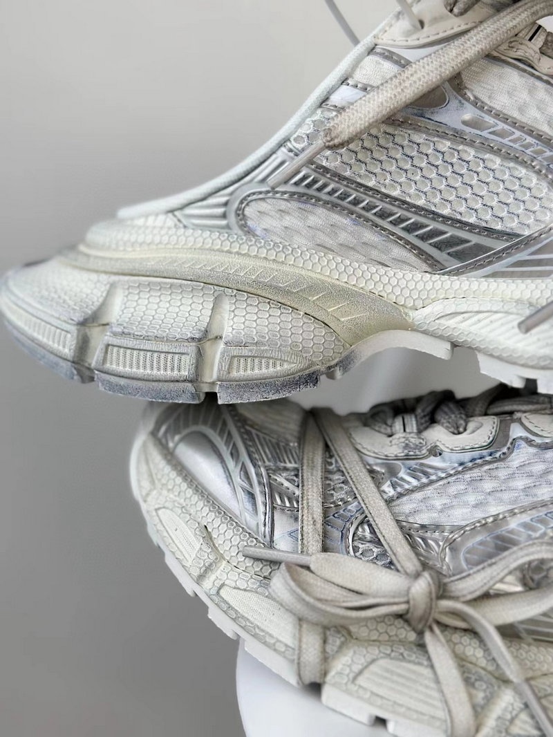 발렌시아가 3XL 트레이너 뮬 화이트 -해외배송-