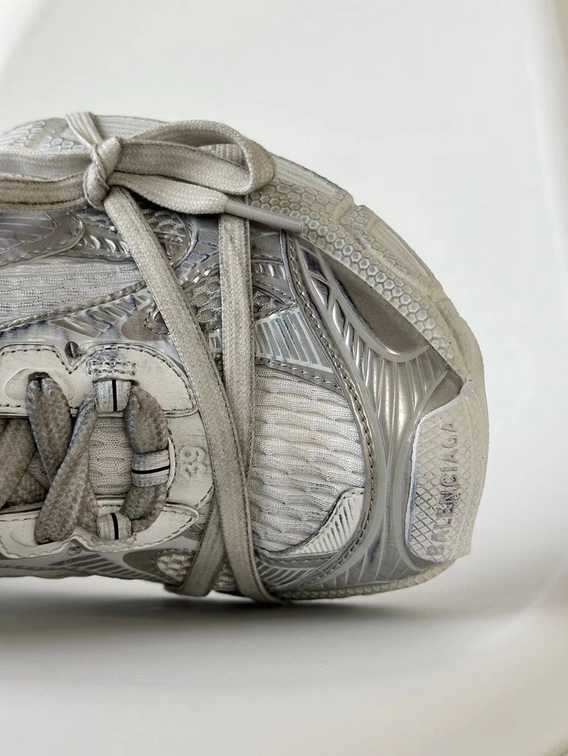 발렌시아가 3XL 트레이너 뮬 화이트 -해외배송-