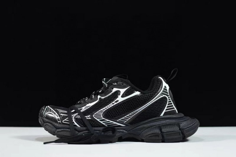 발렌시아가 3XL 스니커즈 블랙 화이트 -해외배송-