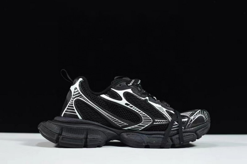 발렌시아가 3XL 스니커즈 블랙 화이트 -해외배송-