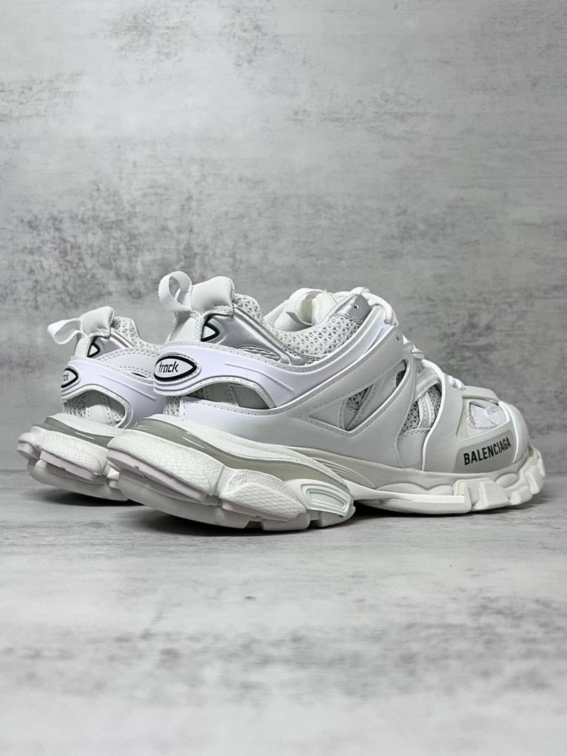 발렌시아가 트랙 스니커즈 화이트