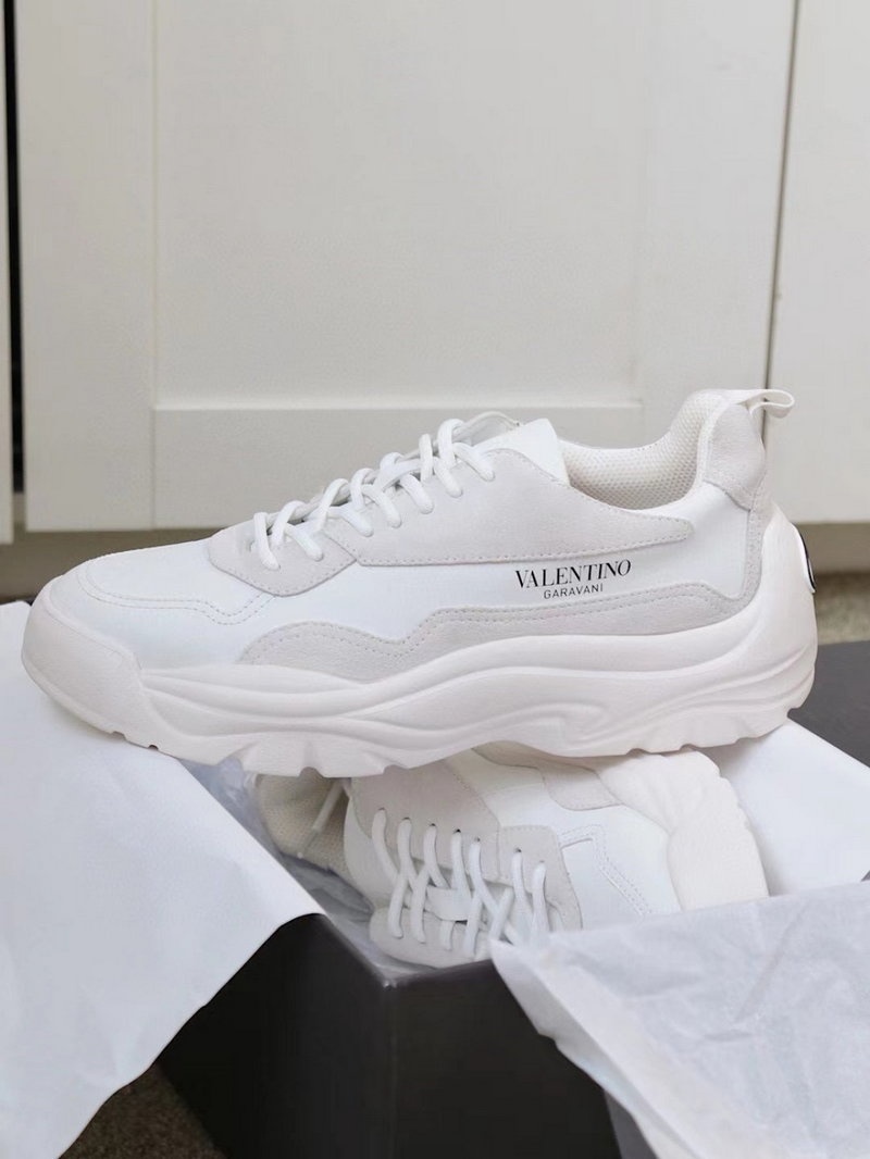발렌티노 송아지 가죽 검보이 스니커즈 화이트 -해외배송-