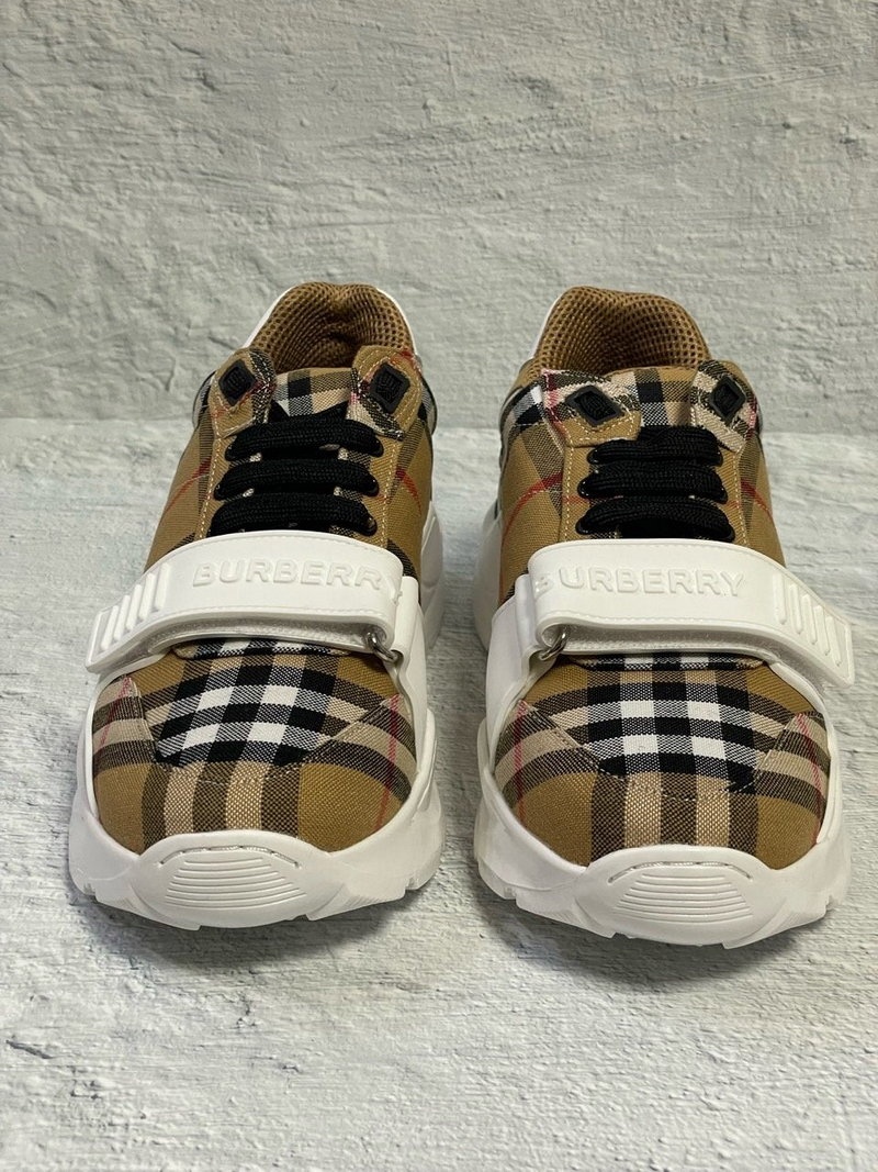 버버리 체크 벨크로 스니커즈