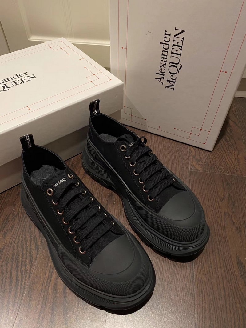 알렉산더 맥퀸 트레드 슬릭 레이스 업 블랙 -해외배송-