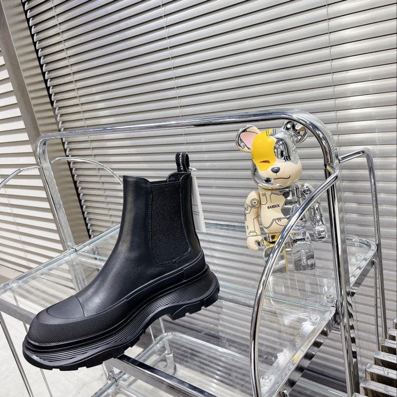 알렉산더맥퀸 트레드 슬릭 첼시부츠 -해외배송-