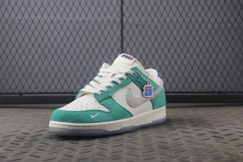 나이키 x 카시나 덩크 로우 로드 사인 - 카시나 한정 -해외배송-