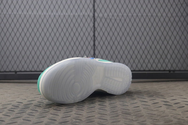 나이키 x 카시나 덩크 로우 로드 사인 - 카시나 한정 -해외배송-