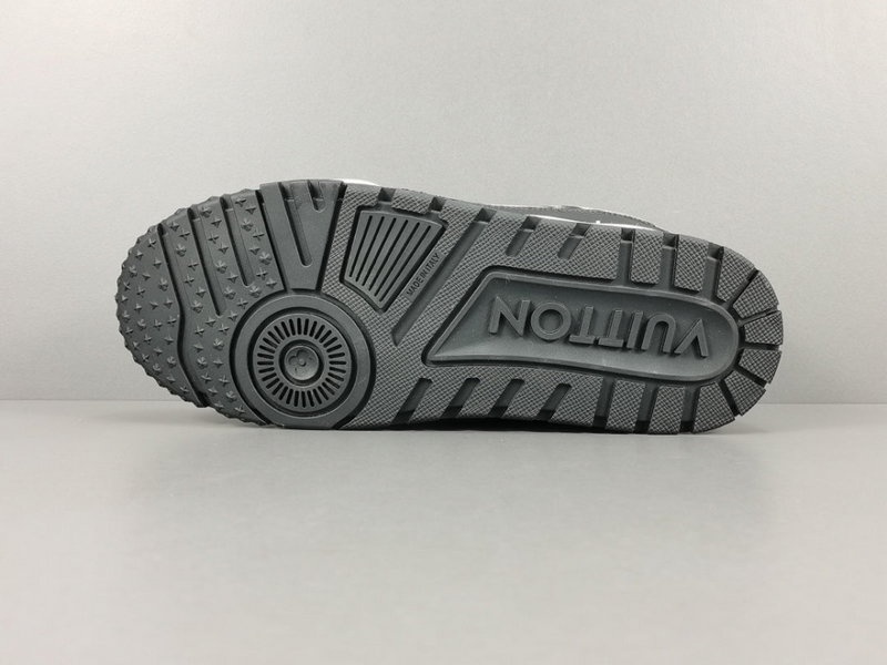 루이비통 트레이너 스니커즈 화이트/블랙 -해외배송-