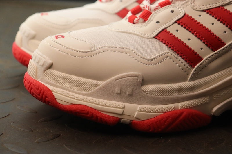 발렌시아가 x 아디다스 트리플 S 스니커즈 화이트 레드