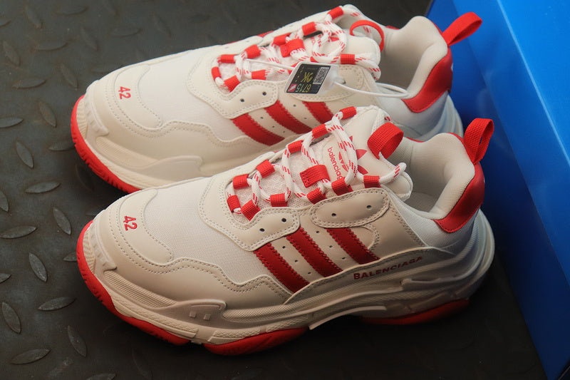 발렌시아가 x 아디다스 트리플 S 스니커즈 화이트 레드