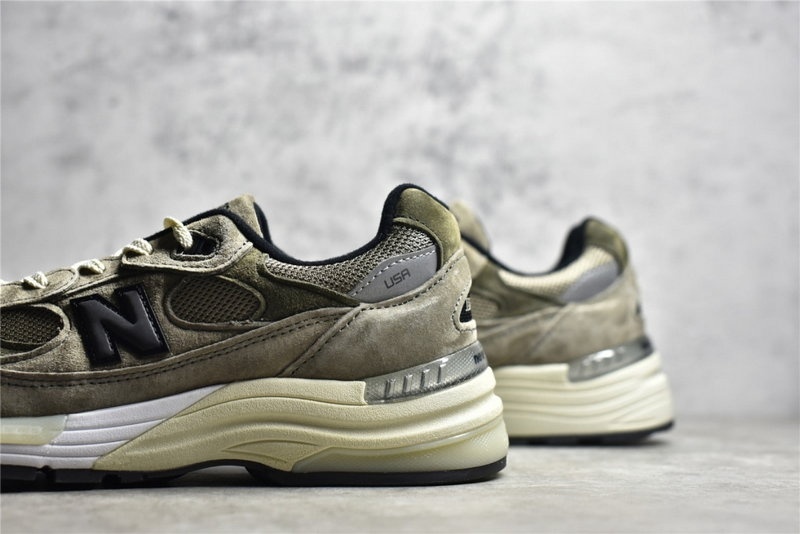 뉴발란스 x JJJ자운드 992 메이드 인 USA 그레이