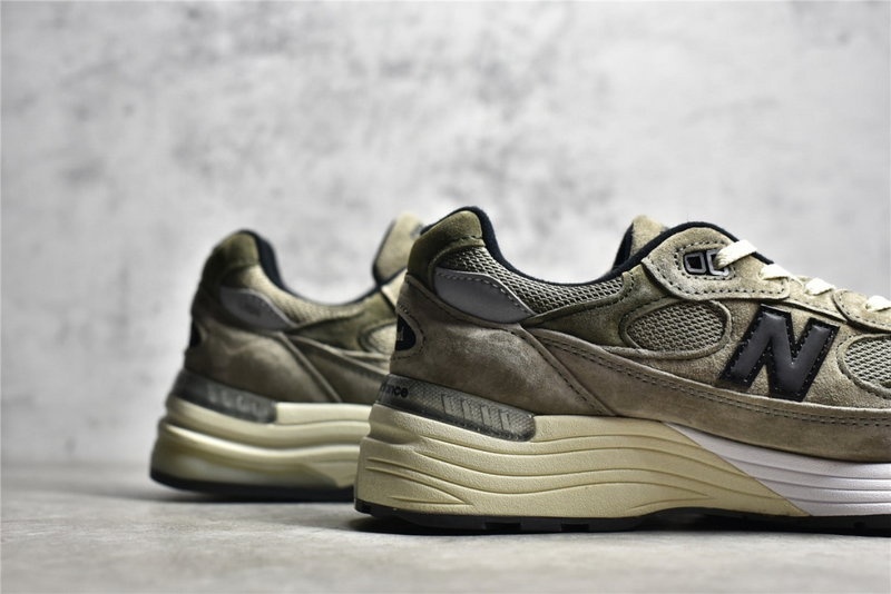 뉴발란스 x JJJ자운드 992 메이드 인 USA 그레이