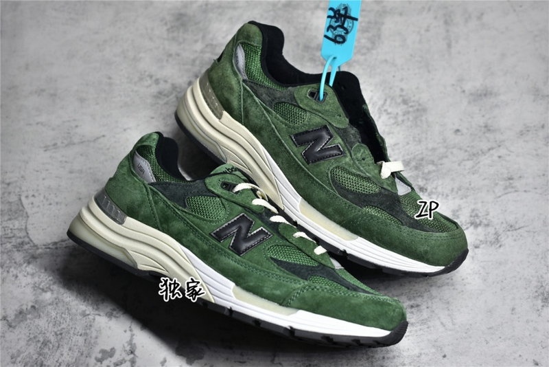 뉴발란스 x JJJ자운드 992 메이드 인 USA 모시 그린